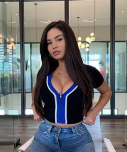LatinWomanLove image 1